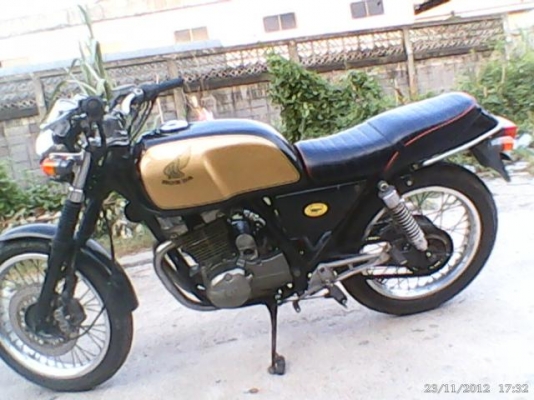 ขายคลับแม่น 250  หล่อๆ ดำ-ทอง