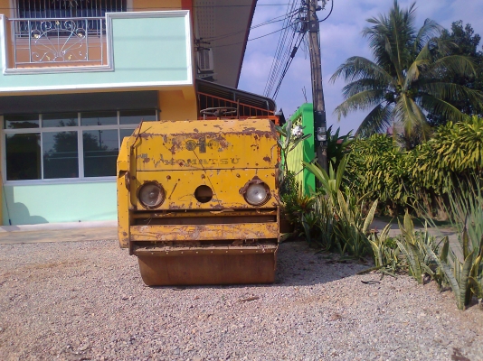 ขายด่วน!..รถบดอัด สั่นสะเทือน KOMATSU JV25 สวยแน่น.