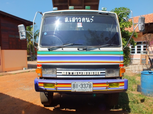 สิบล้อฟูโซ่ดั๊ม 527 รถบ้าน