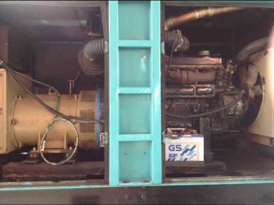 เครื่องปั่นไฟ100kva