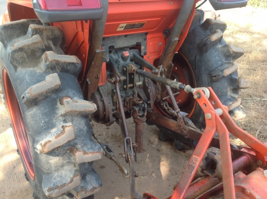 ปัญญาแทรคเตอร์มาแล้ว...จัดมาให้ครับ คูโบต้า L3608 พร้อมใบมีดคานบน ตราช้าง (รุ่นใหม่) ขายไปเพชรบูรณ์ ขอขอบคุณ คุณโต้งมากๆครับ