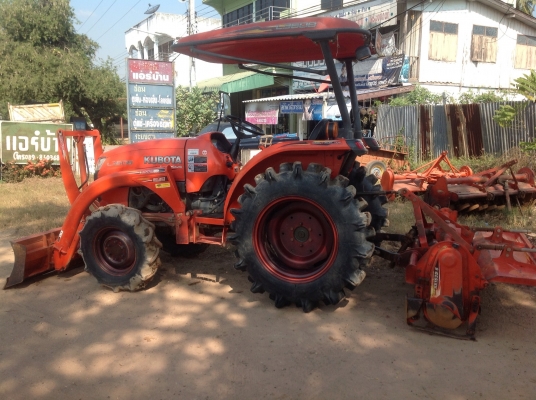 ปัญญาแทรคเตอร์มาแล้ว...จัดมาให้ครับ คูโบต้า L3608 พร้อมใบมีดคานบน ตราช้าง (รุ่นใหม่) ขายไปเพชรบูรณ์ ขอขอบคุณ คุณโต้งมากๆครับ