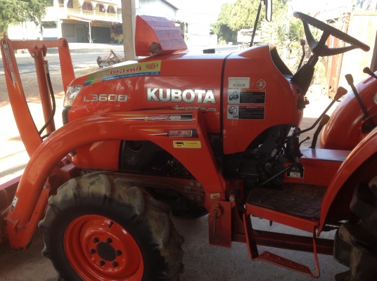 ปัญญาแทรคเตอร์มาแล้ว...จัดมาให้ครับ คูโบต้า L3608 พร้อมใบมีดคานบน ตราช้าง (รุ่นใหม่) ขายไปเพชรบูรณ์ ขอขอบคุณ คุณโต้งมากๆครับ