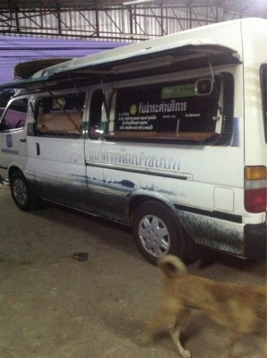 รถตู้ โตโยต้า ปี 45 ข้างใน บิ้วอิน มีแอร์บ้านแถม เป็นรถทำงานได้