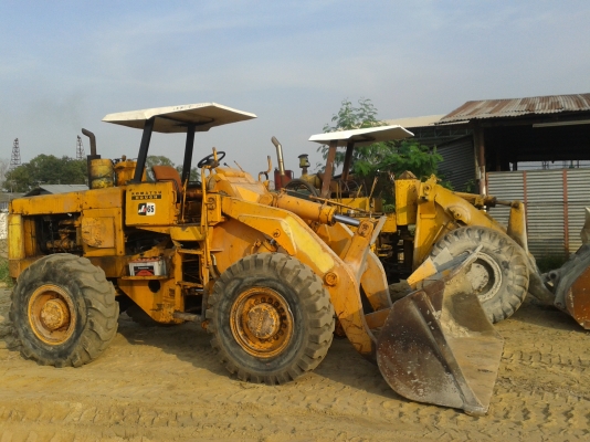 ขายรถตักล้อยาง 2คัน เอวอ่อนคันใหญ่บุ้งกี๋ตัก2คิวพร้อมใช้งานยี่ห้อ komatsu jh65และkawazaki z65ทั้ง2คันขายคันละ390000ครับ ขายรถตักล้อยาง 2คัน เอวอ่อนคันใหญ่บุ้งกี๋ตัก2คิวพร้อมใช้งานยี่ห้อ komatsu jh65และkawazaki z65ทั้ง2คันขายคันละ390000ครับ