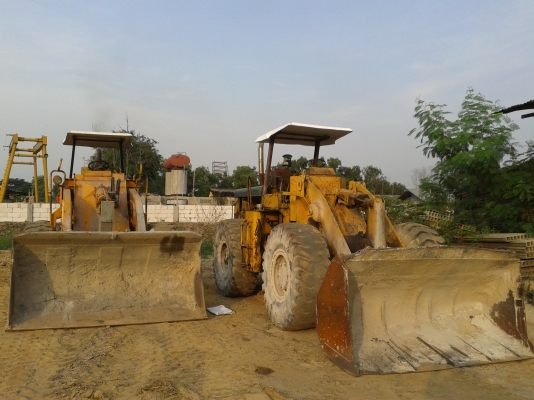 ขายรถตักล้อยาง 2คัน เอวอ่อนคันใหญ่บุ้งกี๋ตัก2คิวพร้อมใช้งานยี่ห้อ komatsu jh65และkawazaki z65ทั้ง2คันขายคันละ390000ครับ ขายรถตักล้อยาง 2คัน เอวอ่อนคันใหญ่บุ้งกี๋ตัก2คิวพร้อมใช้งานยี่ห้อ komatsu jh65และkawazaki z65ทั้ง2คันขายคันละ390000ครับ