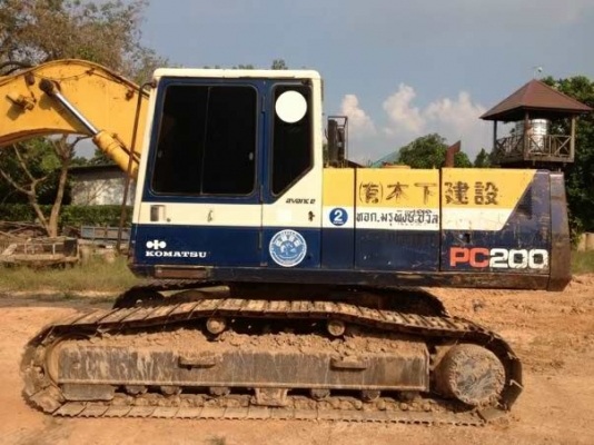 ขายด่วนค่ะ  PC 200-5 สภาพสวย