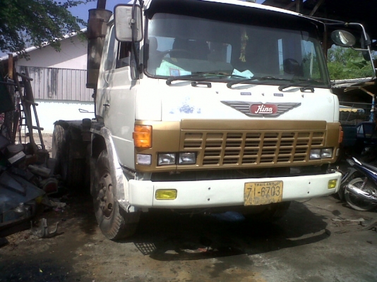 ขายรถหัวลาก10ล้อ2เพลาพร้อมใช้งานถูกๆ