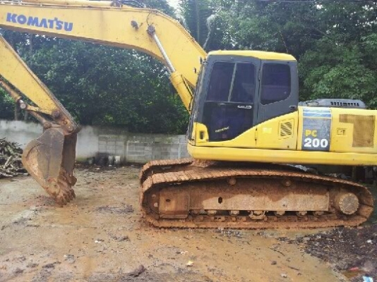 ขายด่วน!! KOMATSU PC200-7 สภาพสวยค่ะ พร้อมใช้งาน ไมล์ ชม.16000