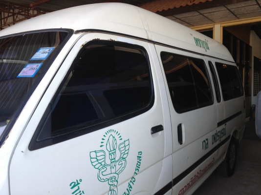 รถตู้โตโยต้าหลังคาสูง ปี 40