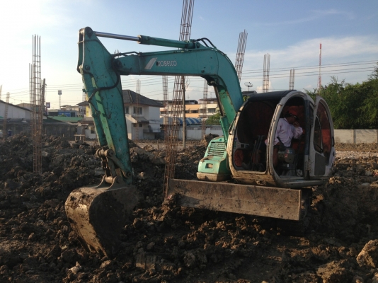 ขายด่วน !! KOBELCO SK 60 สภาพสวยค่ะ พร้อมใช้งาน