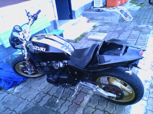 ขายsuzuki impluse 400 สภาพดีเติมน้ำมันขี่อย่างเดียวแต่งพร้อมขับ ขายsuzuki impluse 400 สภาพดีเติมน้ำมันขี่อย่างเดียวแต่งพร้อมขับ