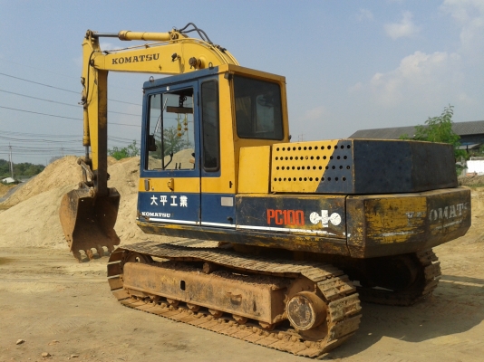 ขายแบคโฮkomatsu pc100-3สภาพดีสีเดิมๆ ขายแบคโฮkomatsu pc100-3สภาพดีสีเดิมๆ