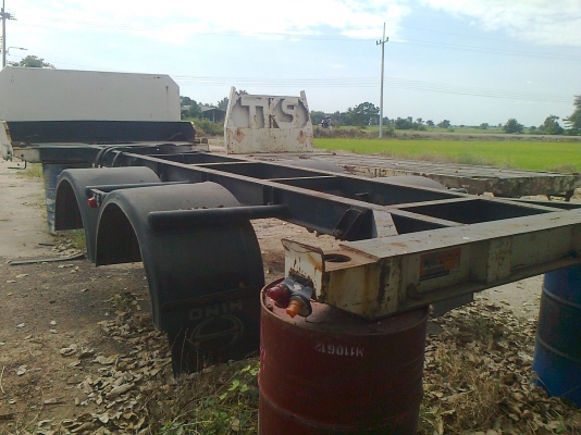 ขาย  พื้นก้างปลาตู้คอนเทนเนอร์ 10 ล้อ ยาว 6.8 เมตร ขายถูกๆๆ