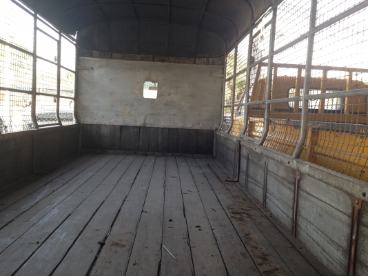 รถบรรทุก ISUZU 6 ล้อ 110 แรง รถบรรทุก ISUZU 6 ล้อ 110 แรง