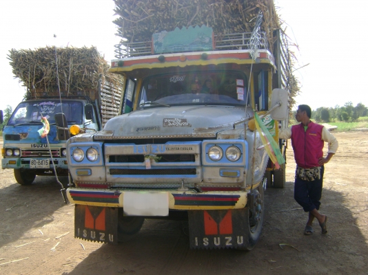 รถหัวยาวอีซูซุ 125แรง