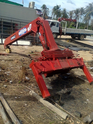ขายเครน Unic 5 ตัน 3 ปลอก สภาพดี