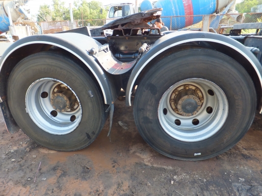 10ล้อหัวลากISUZUDECA UROII ปี50MAXLOAD คัซซีสวย