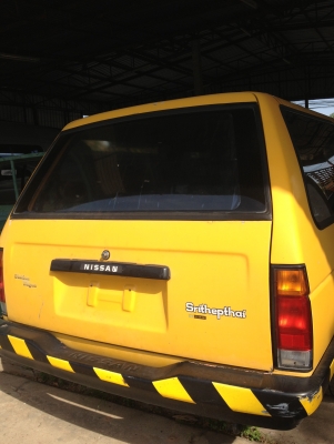 รถ NISSAN  van