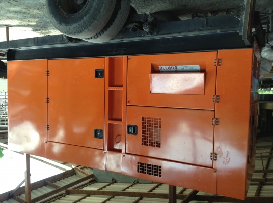 เครื่องปั่นไฟ 200kva