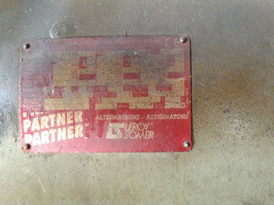 เครื่องปั่นไฟ 200kva