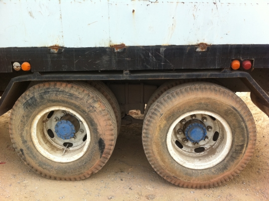 ขายรถบรรทุก 10 ล้อ