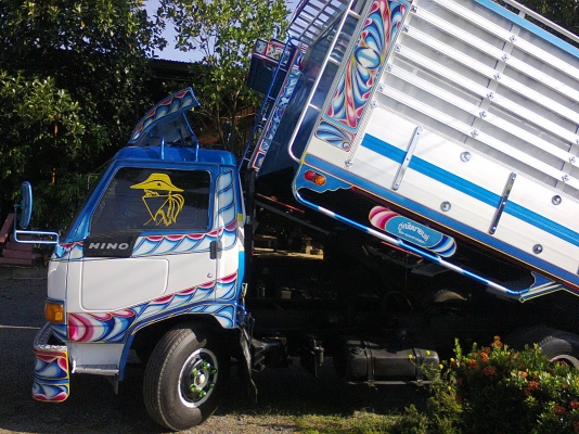 ขายกระบอกดั้ม 2.5ตัน ยกชุด