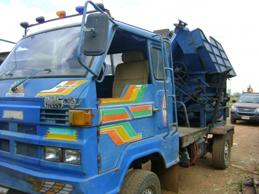 รถสีข้าว ไทยเล็ง 5 ฟุตครึ่ง