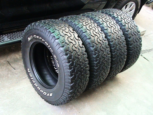 ขายยาง BF Goorich All 30 นิ้ว / ล้อแม็ก 15 ออฟ -17 5/114 ถูกแน่นอน