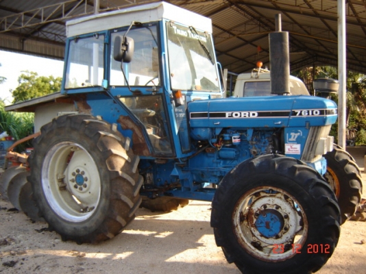 FORD เก่านอก 2 เพลา FORD เก่านอก 2 เพลา