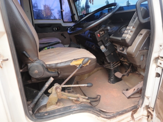 6 ล้อดั้มใหญ่ ISUZU 165 เครื่อง 6BD1 ชัดซีสวย ยาง 900