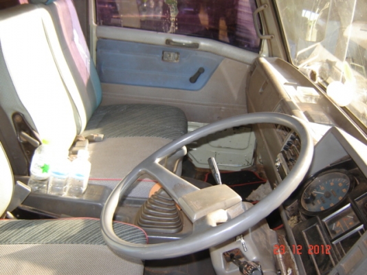 รถบรรทุก HINO 120 รถบรรทุก HINO 120