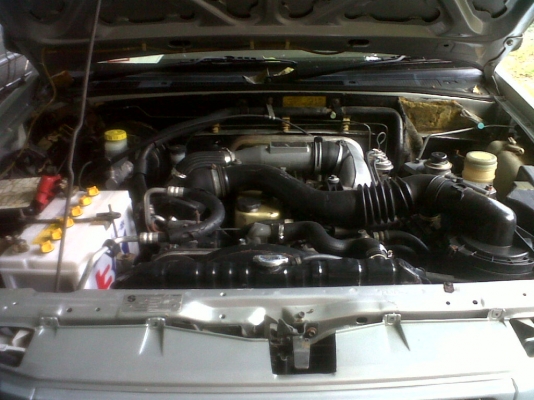 อีซูซุ ดราก้อน 4 ประตู ปี 02 เครือง 2.5 เทอร์โบ  ขายค่ะ