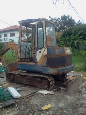 ขายรถแบคโฮ PC20 KOMATSU โทร 084-055-7743