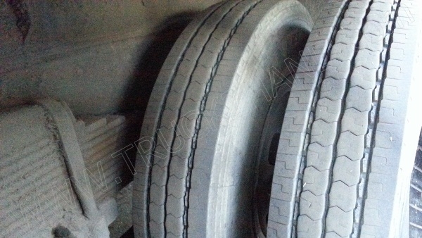 รถบรรทุก 10 ล้อ ยี่ห้อ MITSUBISHI 168 แรงม้า ติดแก๊ส NGV 8 ถัง ลักษณะถังยืน