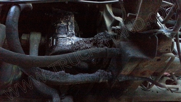 รถบรรทุก 10 ล้อ ยี่ห้อ MITSUBISHI 168 แรงม้า ติดแก๊ส NGV 8 ถัง ลักษณะถังยืน