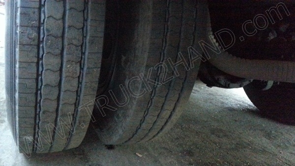 รถบรรทุก 10 ล้อ ยี่ห้อ MITSUBISHI 168 แรงม้า ติดแก๊ส NGV 8 ถัง ลักษณะถังยืน