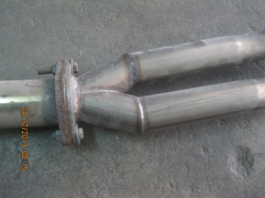 ขายท่อไอเสีย celica ไฟ4ตา หลังแคทใส่เครื่องเดิมครับ