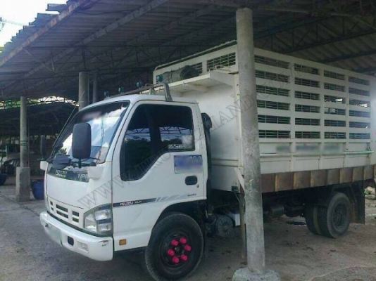 รถบรรทุก 6 ล้อ ISUZU NPR รถบรรทุก 6 ล้อ ISUZU NPR