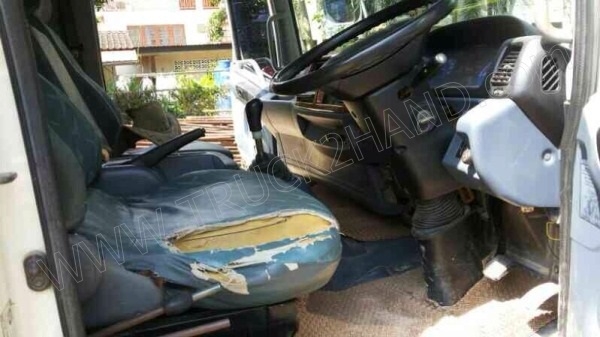 รถบรรทุกดั๊ม 6 ล้อ ยี่ห้ออีโน่ รุ่น FC4J รถปี 2547 รถบรรทุกดั๊ม 6 ล้อ ยี่ห้ออีโน่ รุ่น FC4J รถปี 2547