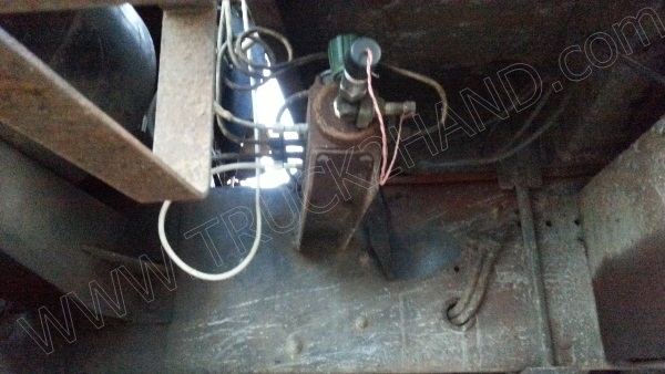 รถบรรทุก พ่วงแม่-ลูก ยี่ห้อ NISSAN ติดแก๊ส NGV 8 ถัง ลักษณะถังยืน รถบรรทุก พ่วงแม่-ลูก ยี่ห้อ NISSAN ติดแก๊ส NGV 8 ถัง ลักษณะถังยืน