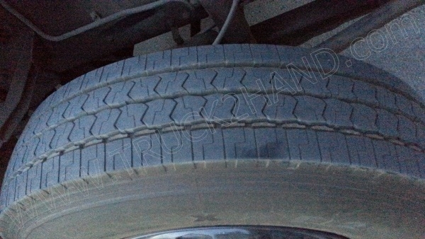 รถบรรทุก พ่วงแม่-ลูก ยี่ห้อ NISSAN ติดแก๊ส NGV 8 ถัง ลักษณะถังยืน