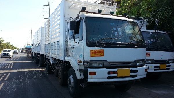 รถบรรทุกพ่วงแม่-ลูก ยี่ห้อ NISSAN  320 แรงม้า ติดแก๊ส NGV 8 ถัง ลักษณะถังยืน