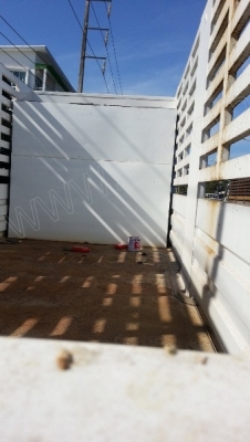 รถบรรทุกพ่วงแม่-ลูก ยี่ห้อ NISSAN  320 แรงม้า ติดแก๊ส NGV 8 ถัง ลักษณะถังยืน