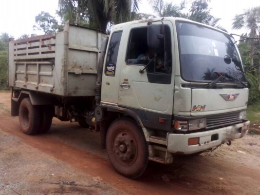 รถฮีโน่ 6 ล้อดั้ม FF 195 แรงม้า. ปี 39    สนใจติดต่อ 081 - 6079515