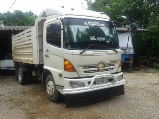 รถ6ล้อดั้มhino. เมก้า150สวยพร้อมใช้. ติดต่อ080-1405528