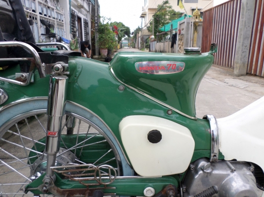 ขาย C70 ถังแยกแฮนตรงสภาพสวยเดิมๆเครื่องดีควันไม่ขาวทะเบียนโอน