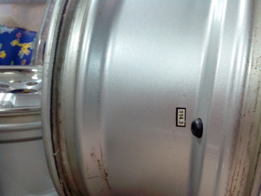 ขายแม็ก18 ห้ารู114.3กว้าง8นิ้ว มือสอง et45เงาๆ ขายถูกๆ ขายแม็ก18 ห้ารู114.3กว้าง8นิ้ว มือสอง et45เงาๆ ขายถูกๆ