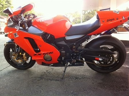 ขาย kawasaki Zx12R ปี05 สักคันคับ อินวอย+สพม คุ้มๆ ขาย kawasaki Zx12R ปี05 สักคันคับ อินวอย+สพม คุ้มๆ