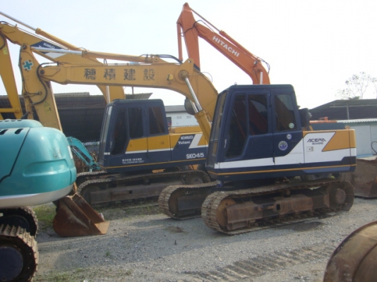 รถขุด SK045 ซีเรียลLP-02465 สภาพดี รถขุด SK045 ซีเรียลLP-02465 สภาพดี